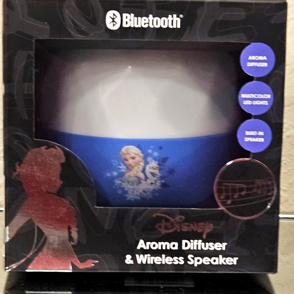 NEW Walt Disney Frozen Elsa & Olaf Wireless Speaker & Aroma Diffuser LED Lights